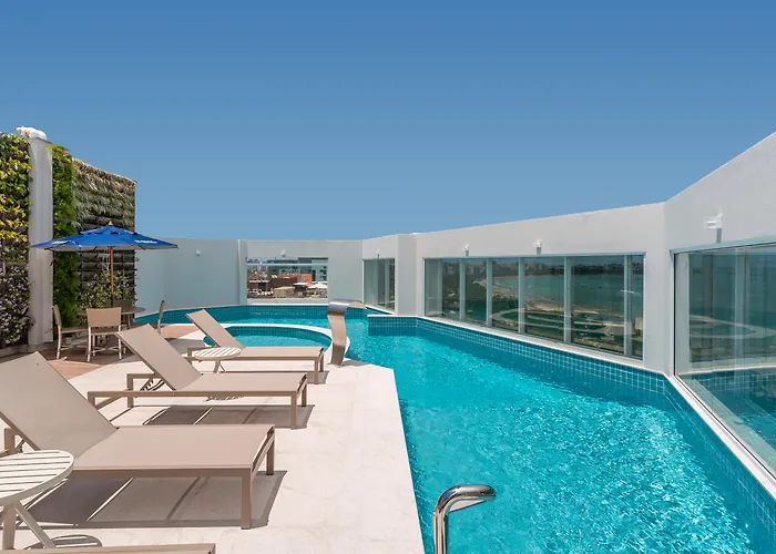 Brisa Praia PajuçaraHotel em Maceio